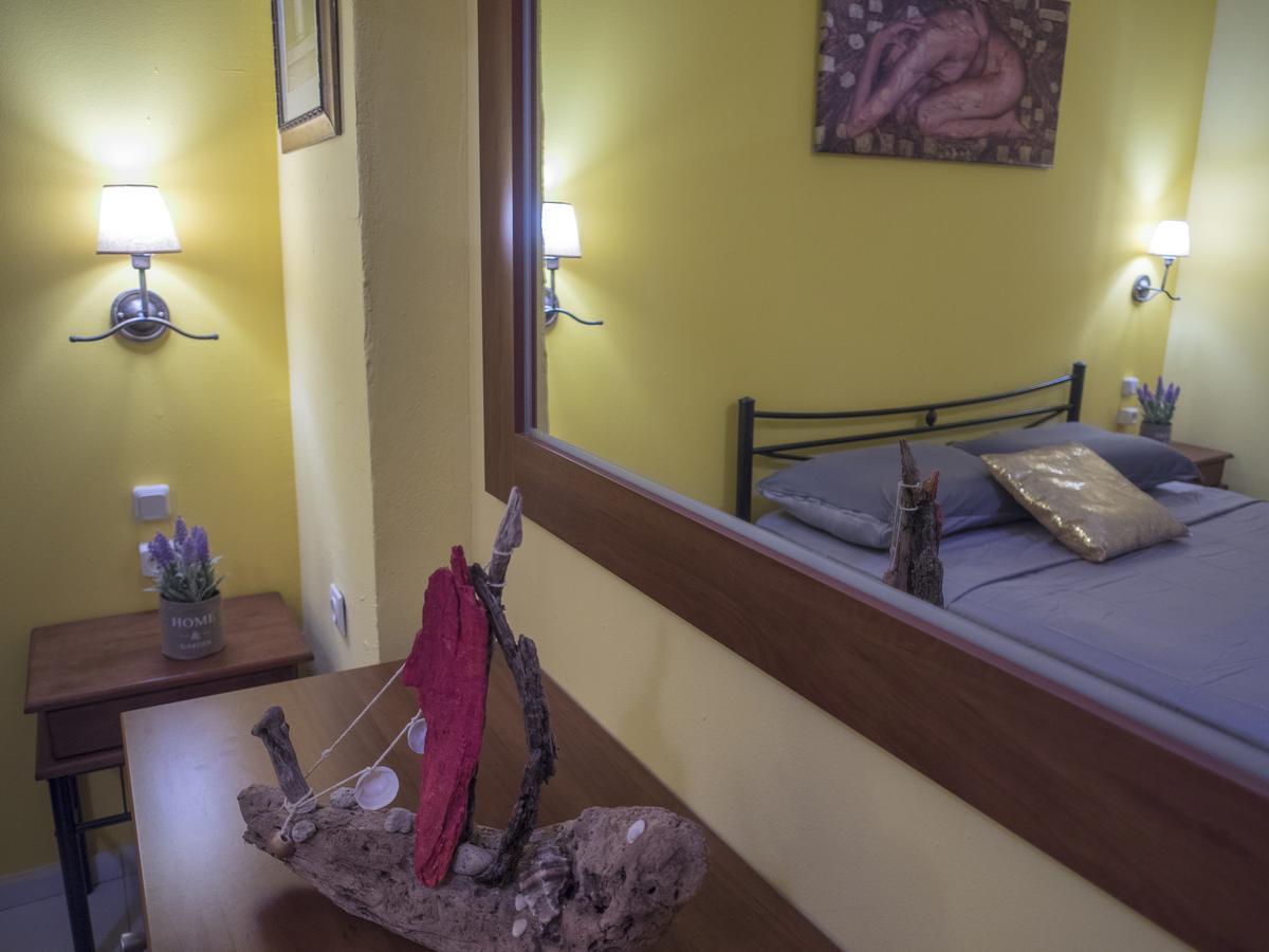 Me Gusta Suite By The Sea Anavyssos Exterior foto